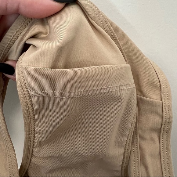 Fabletics Nude Sports Bra - Picture 4 of 4